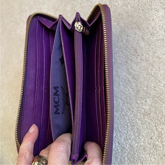 🐸MVM LEATHER WALLET 🐸 - Picture 5 of 6